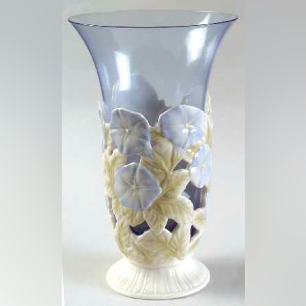 Classic Lenox Pierced Morning Glory 9" Porcelain Vase/Blue Glass Insert